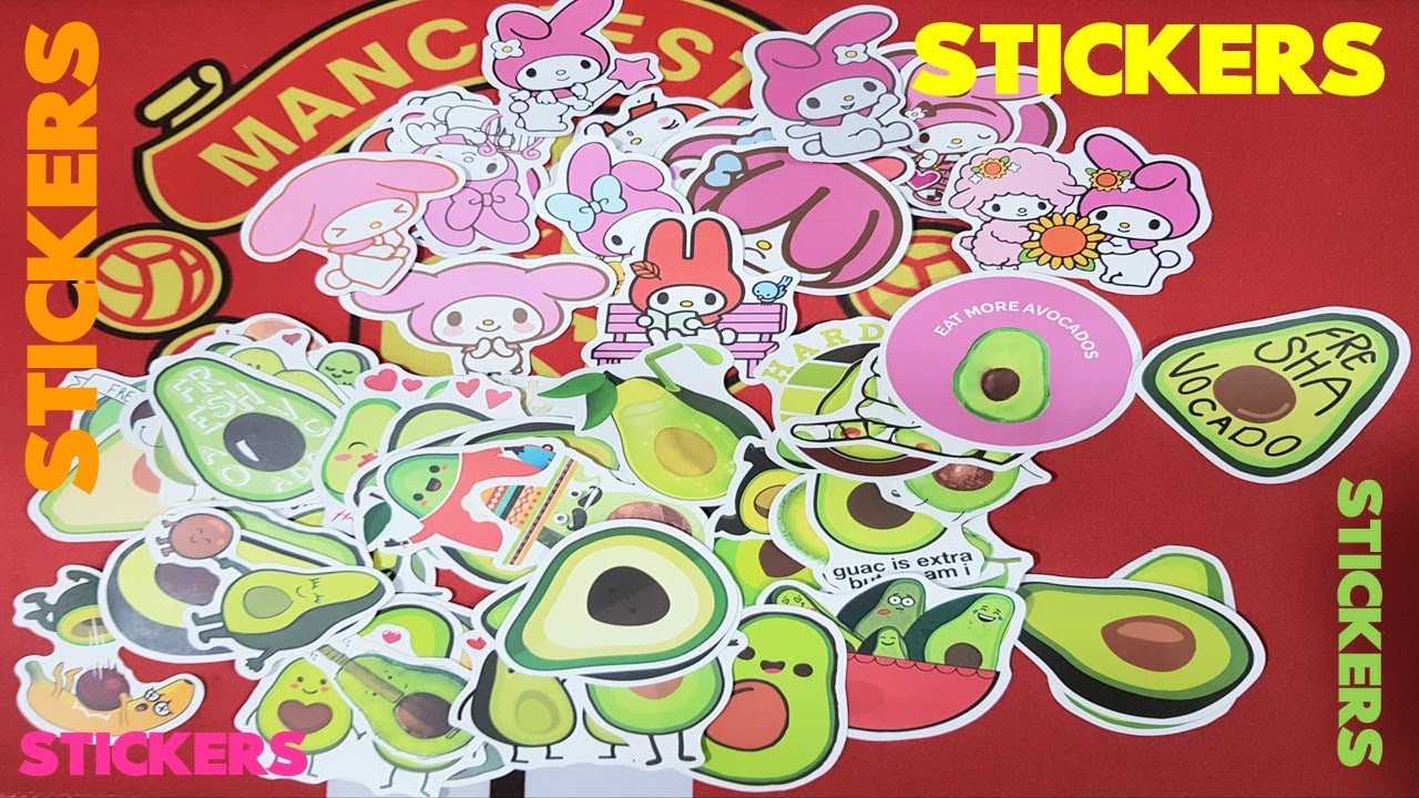 Khánh Linh giới thiệu hình dán sticker mới, BST trái bơ và thỏ hồng ...