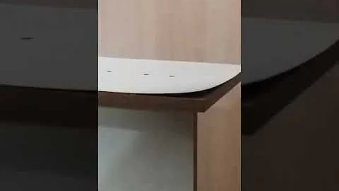 Como faço para colar fórmica que tá descolando?