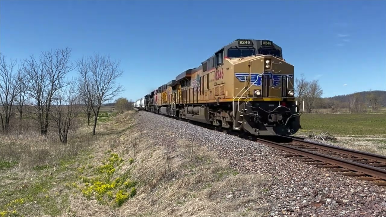 7 train afternoon on the UP Chester Sub and the Mt Vernon Sub with lots of Foreign Power
