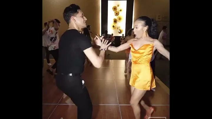 Salsa Social Dancing Nery Garcia & Scarlett.