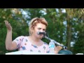 Maddie Poppe performs "The Reason" RAGBRAI 2017