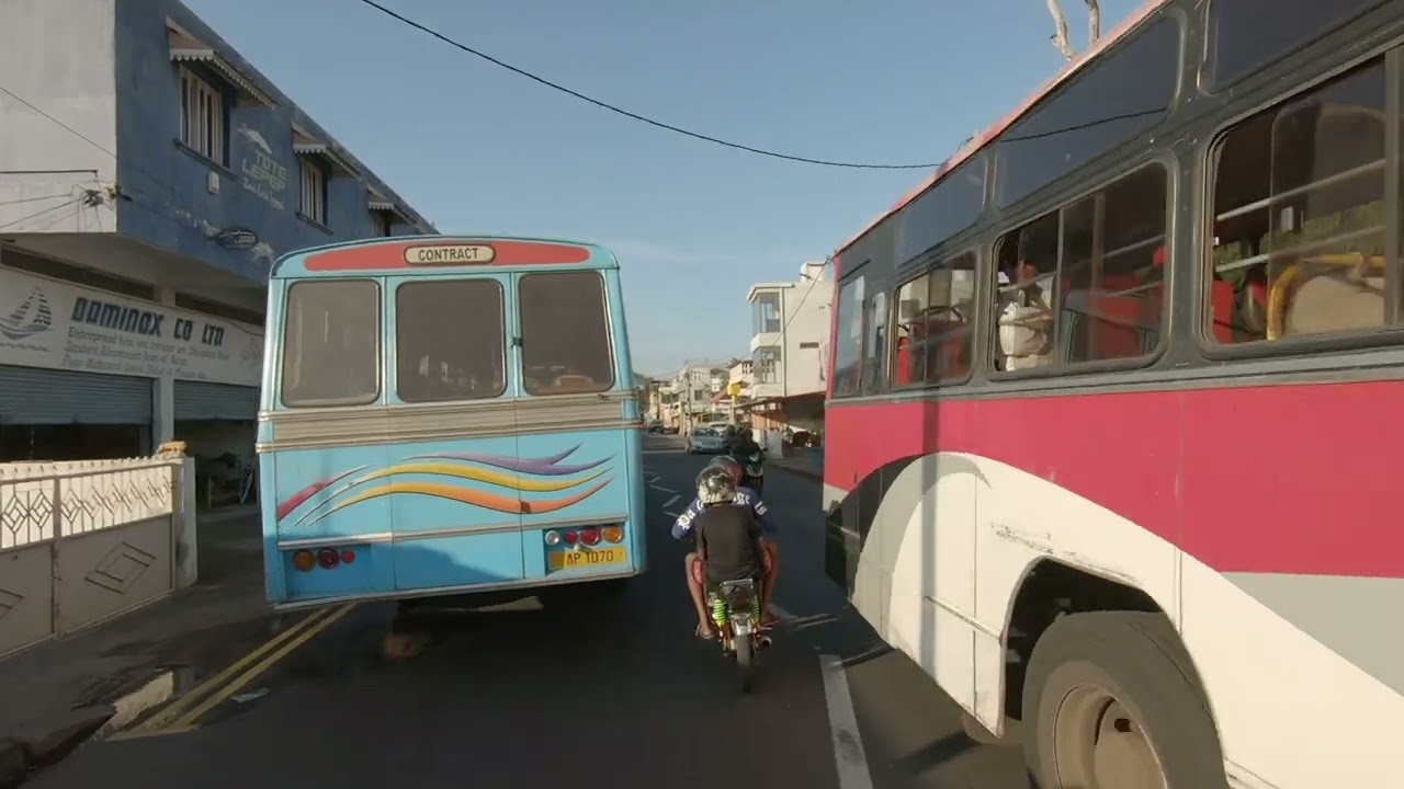 Traffic Port Louis St Croix Triolet 4.00pm