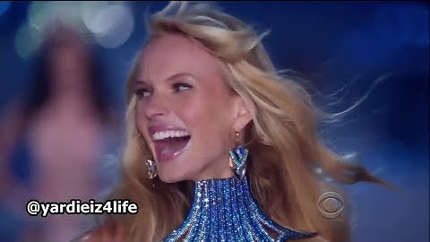 Thumbnail of Maroon 5   Moves Like Jagger, Victoria's Secret Fashion Show Live Performance mp4