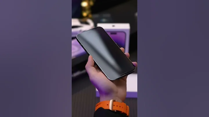 Apple iPhone 14 Pro Max Unboxing and Apply Awesome Glowing Case! #shorts