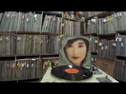 徐小鳳 Paula Tsui -- a2 行人路上