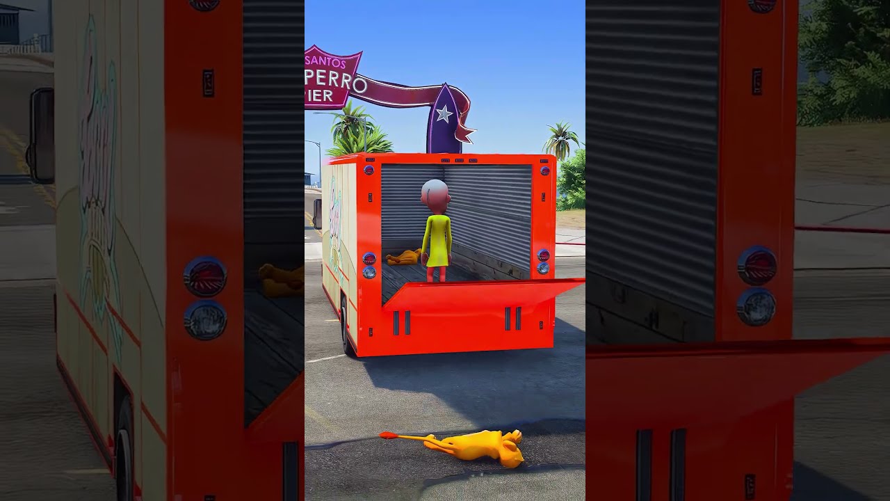 GTA V LIONESS SAVING HIS MOM Shorts