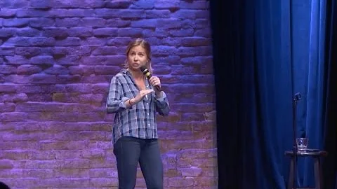 Becky Robinson Stand Up at the Irvine Improv - Ear...