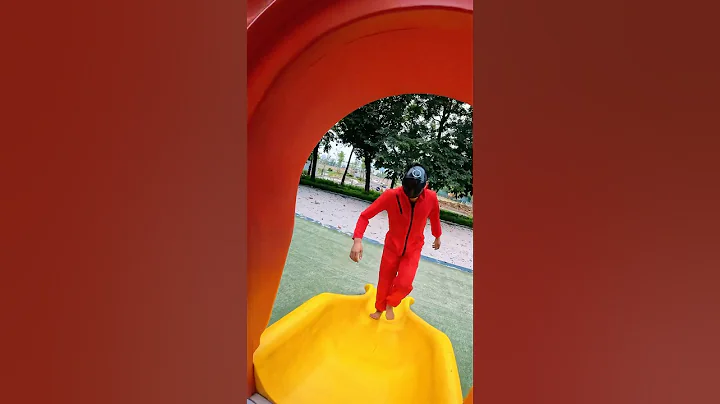 Squid Game 3 vs Player in real life 71.0 #squidgame3 #shorts #pov #tikzic86