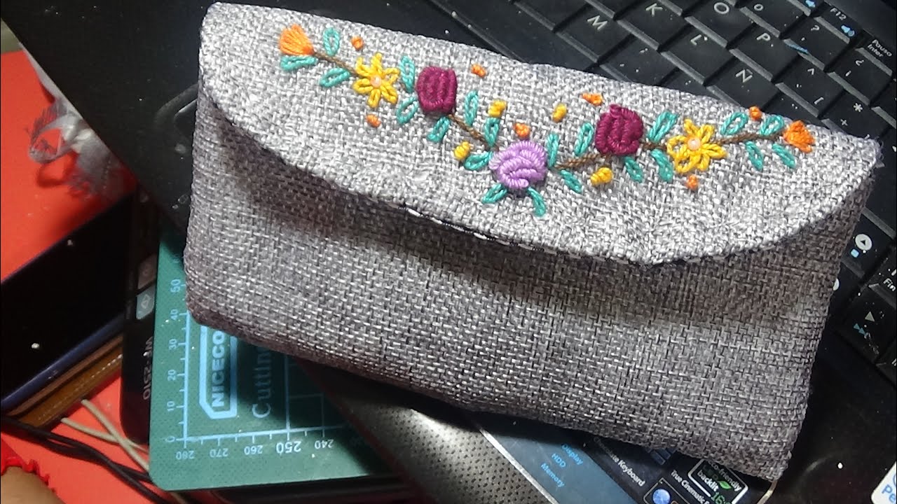 Estuche de gafas o pequeño neceser