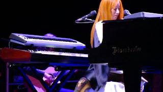 Tori Amos "Cornflake Girl" July 28, 2009 @ Bob Carr Performing Arts Centre in Orlando, FL chords