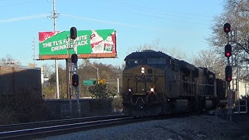CSX ES40DC 5429 w/ SD70MACe Leads Manifest Q534-27 on 11/27/21