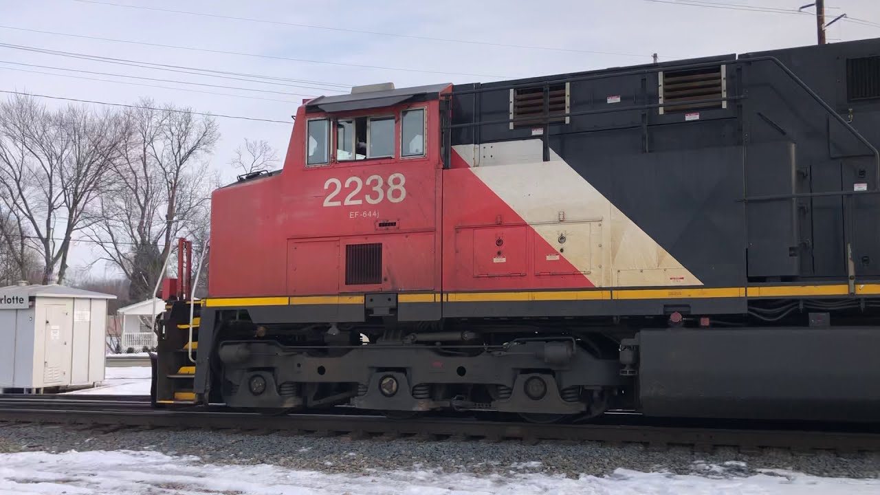1/10/21 CN Train 492 - YouTube