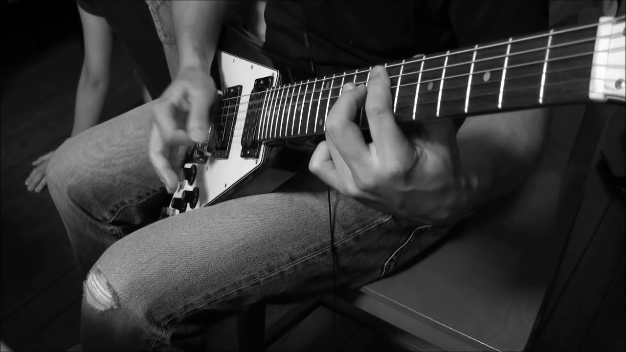 Lights Out（Strangers In The Night  Live）  :  Ufo(Michael Schenker Guitar Cover)