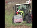 Italian farmers reach Colosseum with tractors calling for a meeting with the government