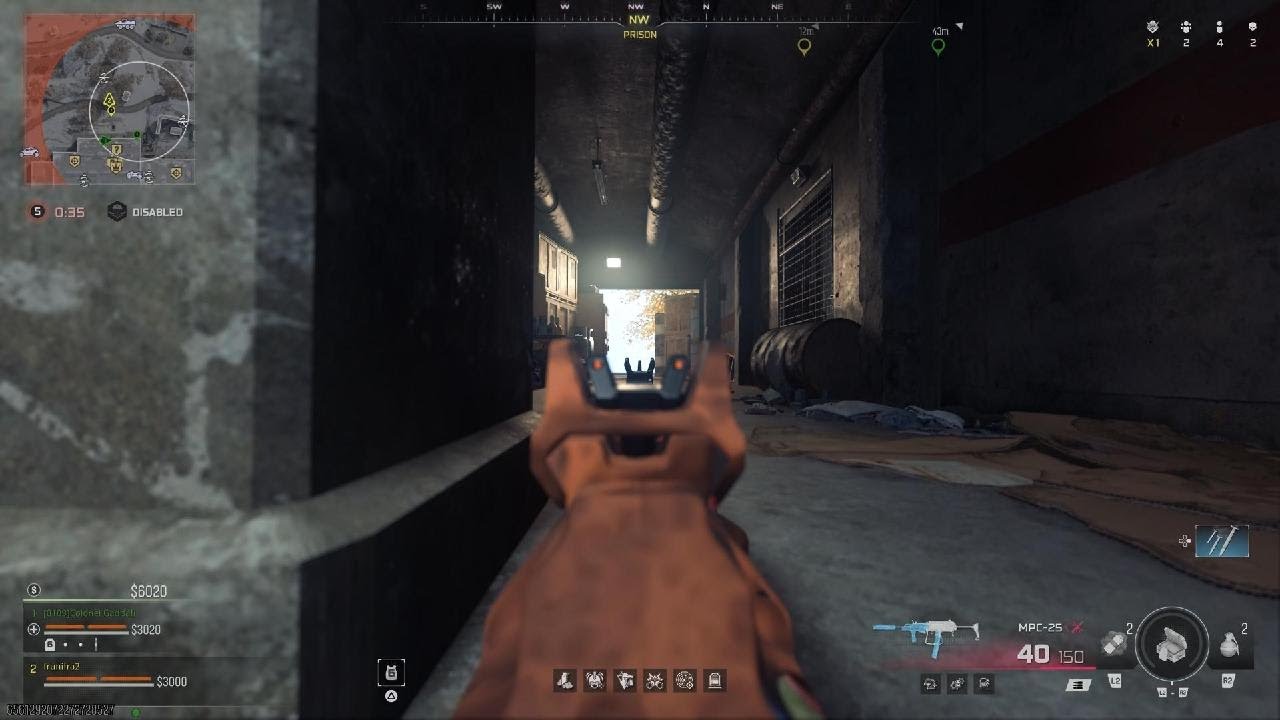 My mom walked in mid 1v2 endgame clutch