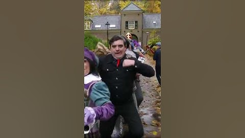 Sinterklaas goedheiligman, trek je beste tapperd an! #shorts #sinterklaas #npozappelin