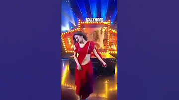 Mouni Roy dance on sridevi song 🔥 #mouniroy #dance #naagin #janhvikapoor #shorts #youtubeshorts