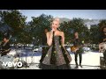 Gwen Stefani - My Gift Is You (Live From The Orange Grove)