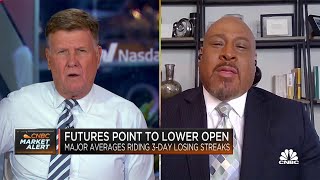 Mega-cap tech stocks will give you strong earnings growth next year, says Veritas’ Greg Branch
