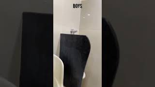 When you pee with a stranger next to you, Girls vs Boys #funny #comedy #entertainment #hilarious screenshot 5