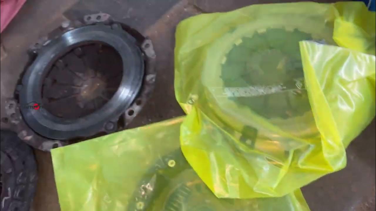 TOYOTA ETIOS clutch hard clutch set replacing autotrusttechinicaltips YouTube