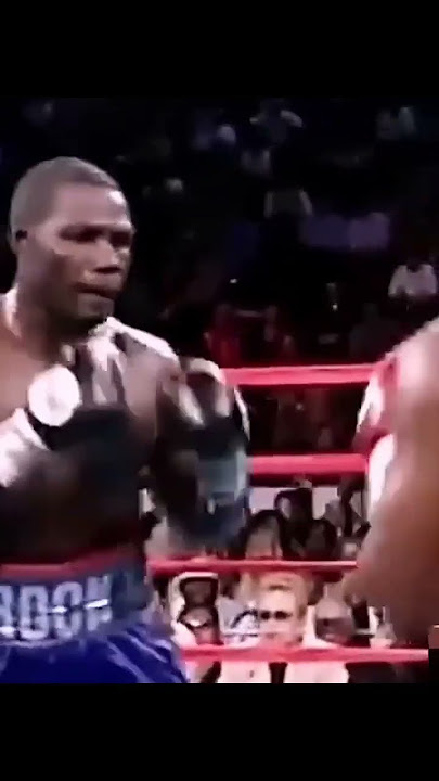 Worst headbutt : Evander Holyfield vs Hasim Rahman #elangeagle #boxingheavyweight #miketyson