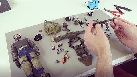 Unboxing the 1/6 scale Easy & Simple PMC Urban Operation Assaulter 3 action figure