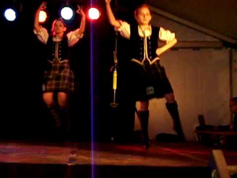McArthur-Dancers beim Highland Flingh getanzt von Jana und Jennifer