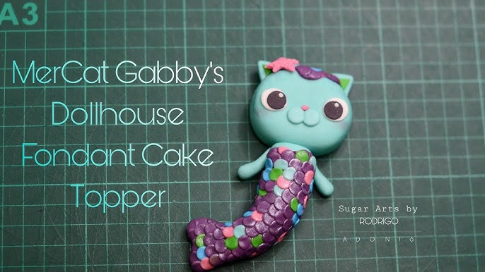 Design moi un Cake - 🐈 Cake design sur Gabby et la maison magique avec le  modelage à la main de Pandy pattes ! Pate a sucre @pastkolor Saveur : façon  fraisier