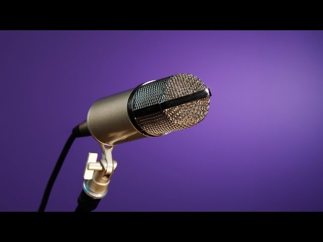 10 Ways to Improve Singing with a Microphone