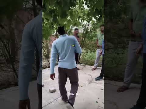public place me video🎥 #funny #ekmotahathighumechala #comedy
