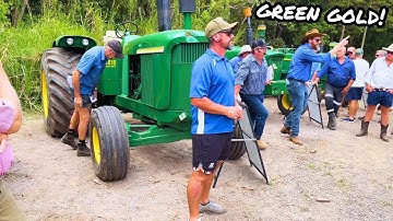 AUCTION DAY! A HUGE Line Up of Vintage John Deere Tractors go under the HAMMER!