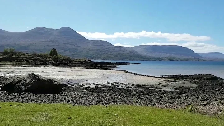 The Fields of Athenry sung by Nina Mackellar