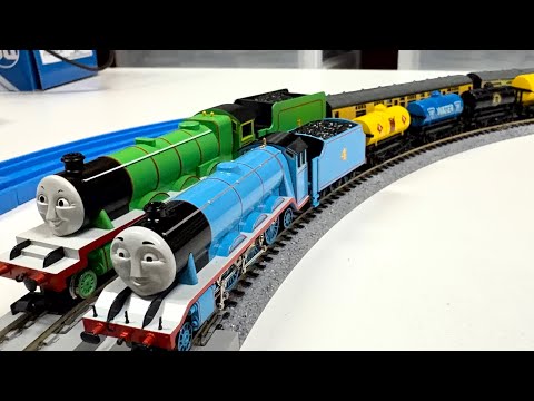 Tomix Henry vs Bachmann Gordon N Scale Thomas & Friends Trains