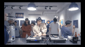 R&B, HIPHOP, BREAKBEATS MIX LIVE / VINYL ONLY / DJ DAH-ISHI / by MUSIC LOUNGE STRUT at Koenji, Tokyo