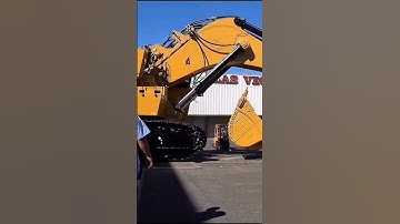 Unbelievable! Cat 6020 Excavator Masterfully Glides Over Matt #shorts #excavator #youtubeshorts