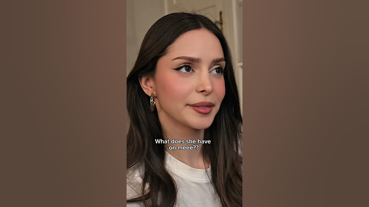 What does she have??!🤨👀