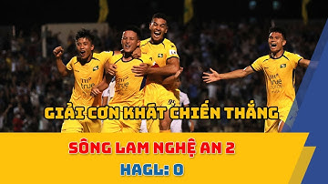PHAN VĂN ĐỨC HỎNG PENALTY, VĂN KHÁNH - PHÚC TỊNH GIÚP SLNA NHẤN CHÌM HAGL TẠI VÒNG 12 V.LEAGUE 2020