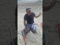 Como colocar la sombrilla en la playa &quot; sin tonterías &quot;