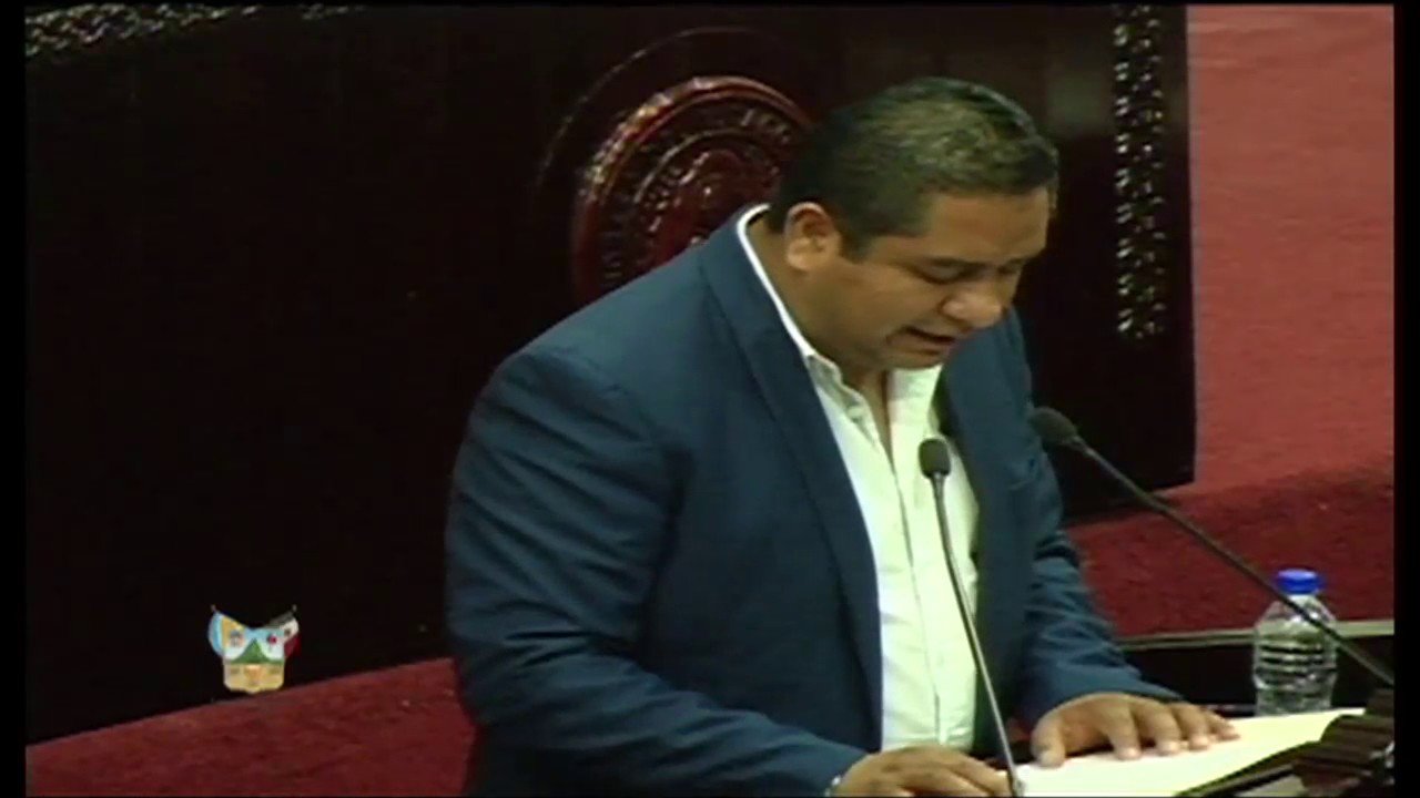 Santiago Hernández presentó el tema 