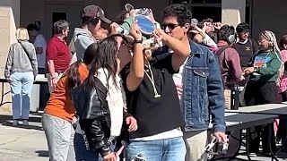 Solar Eclipse (California): Crowds gather to watch the eclipse in Palm Desert