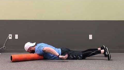 Foam Roll Pec Minor Smash