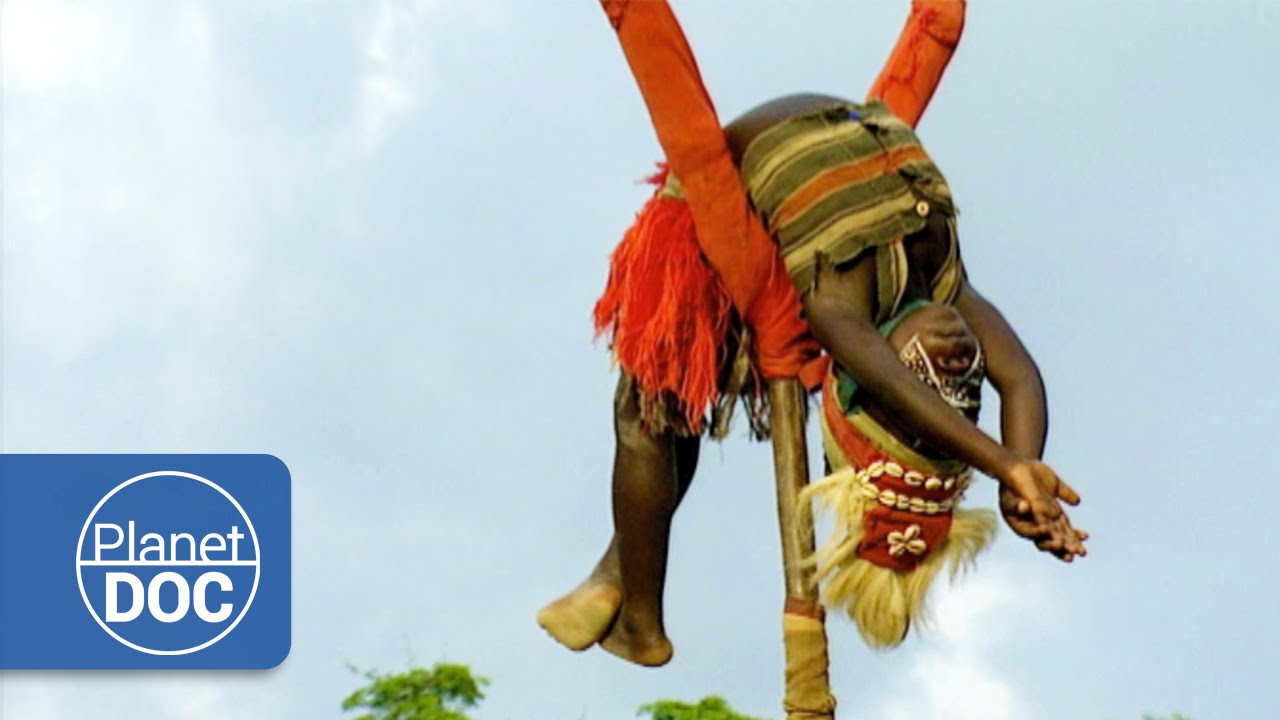 Film backdrop image for Little Girl Acrobat (Ivory Coast) (2015)