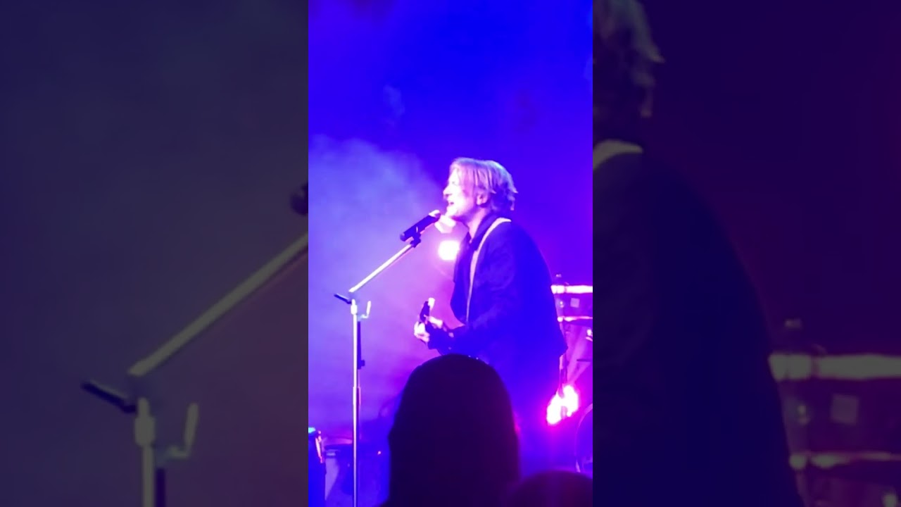 Butch Walker – Bethamphetamine (Live from The Varsity Theater in DinkyTown MN) #livemusic #minnesota Butch Walker – Bethamphetamine (Live from The Varsity Theater in DinkyTown MN) #livemusic #minnesota