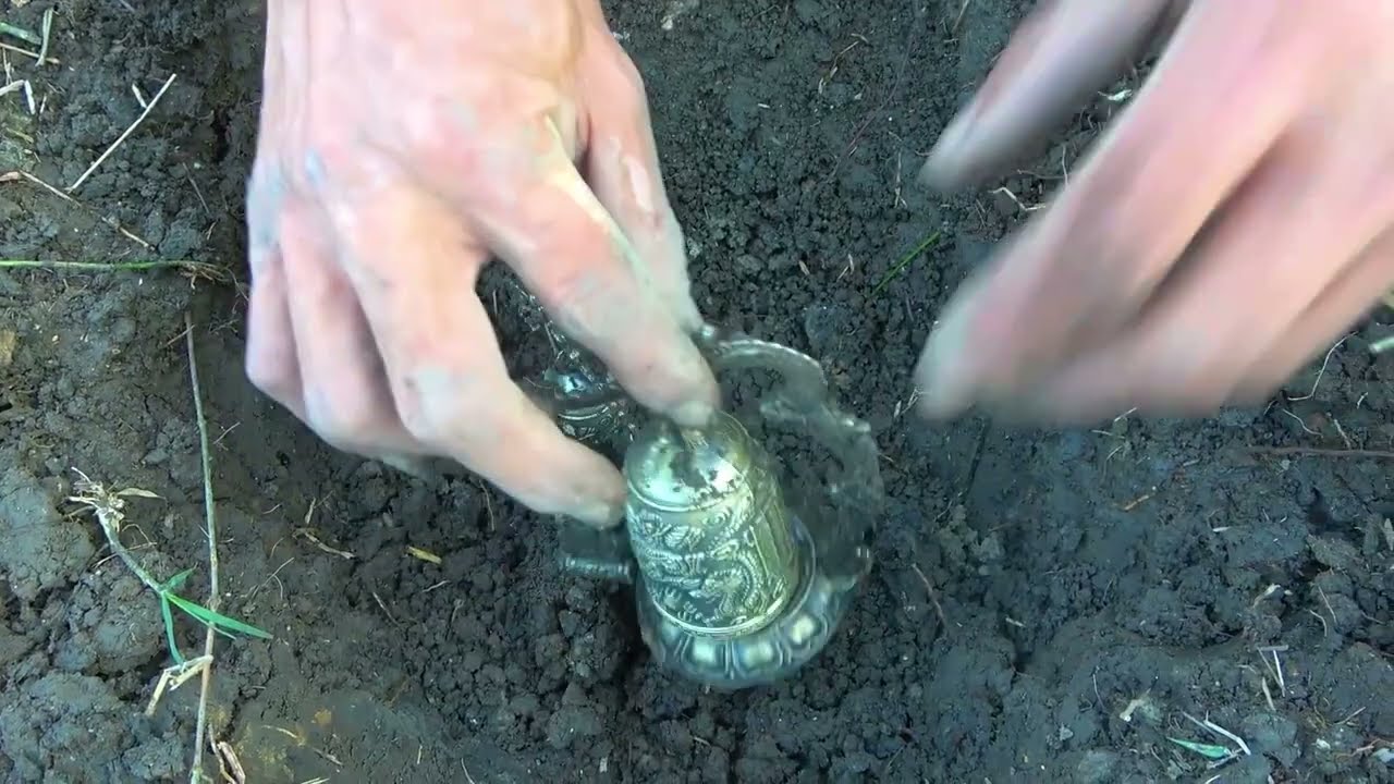 Outdoor treasure discovery, we were happy to discover the treasure, Roman Golden Statue