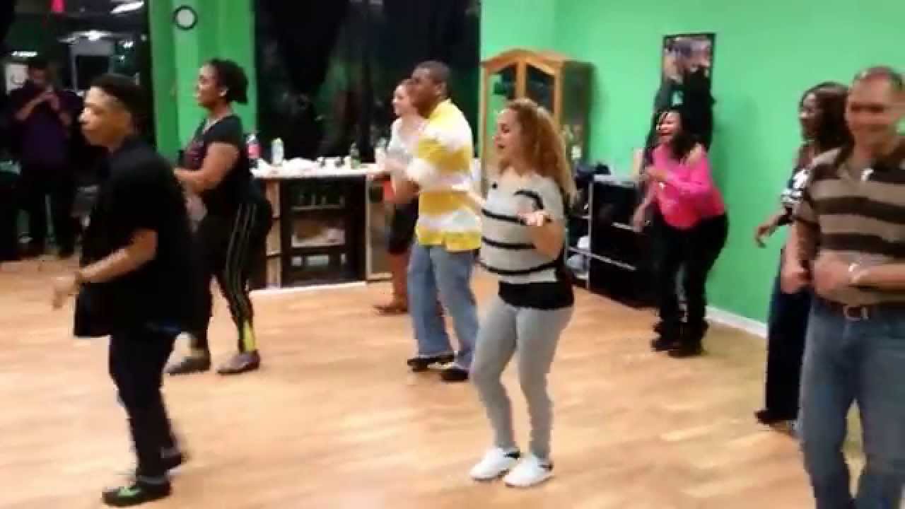 Baile con Sazon NC Salsa Class 20 April 2015 - YouTube