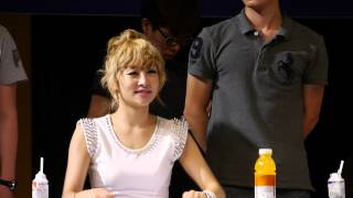 20120902 KARA signing meeting in SEOUL Nicole ooops dance *FLASH CUT