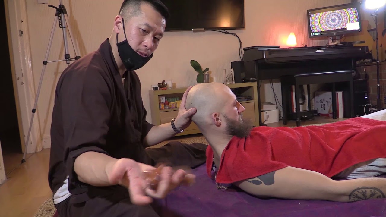 ⁣ASMR Massage -  Helping Ly Chi Gung Student Sergi P3/3 - Scoliosis - Pay It Forward - Tao Chi Kai