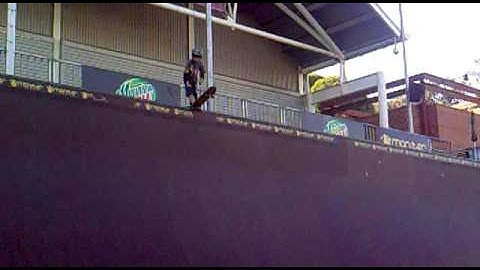 Epic Fail 9 year old skater eats Monster vert ramp
