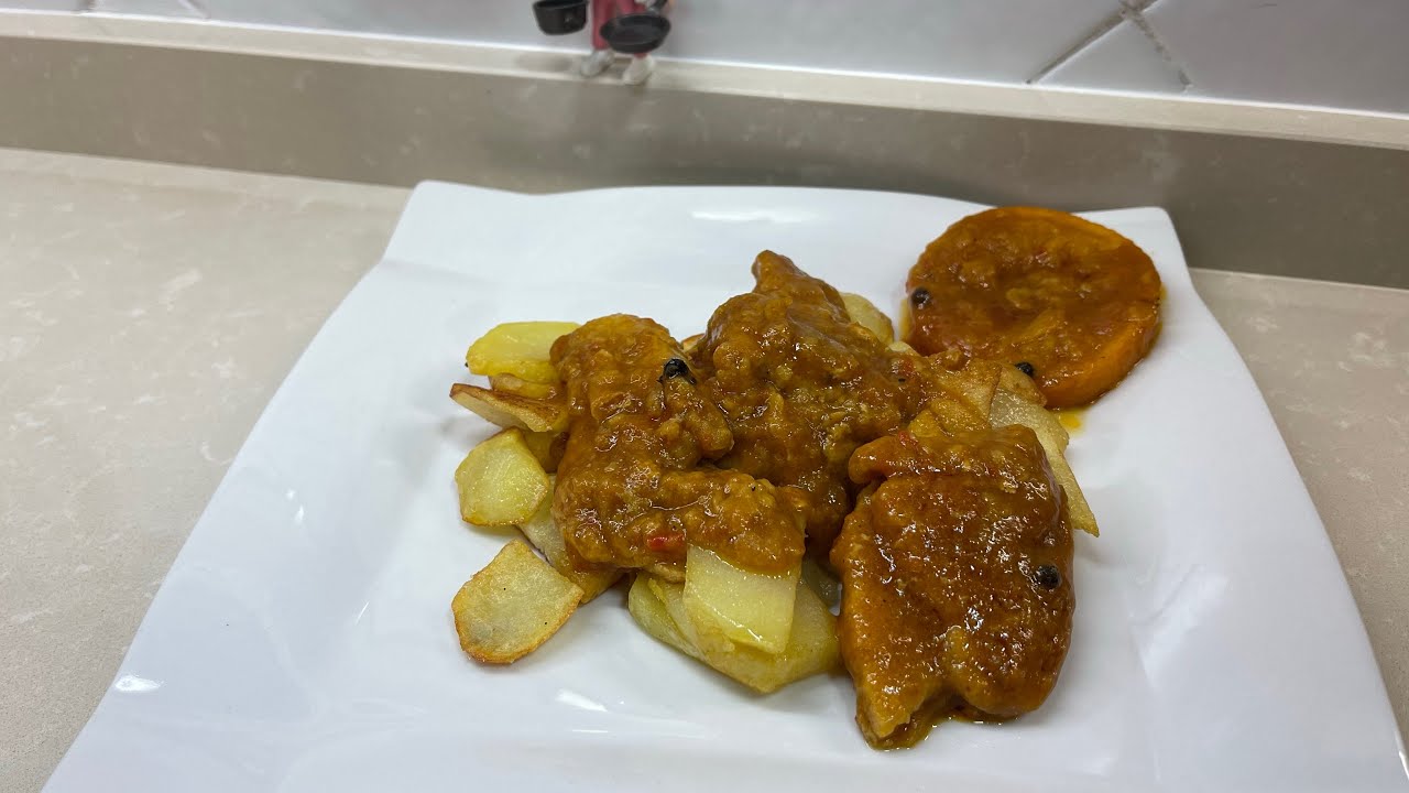 CARRILLERAS EN SALSA ESPAÑOLA